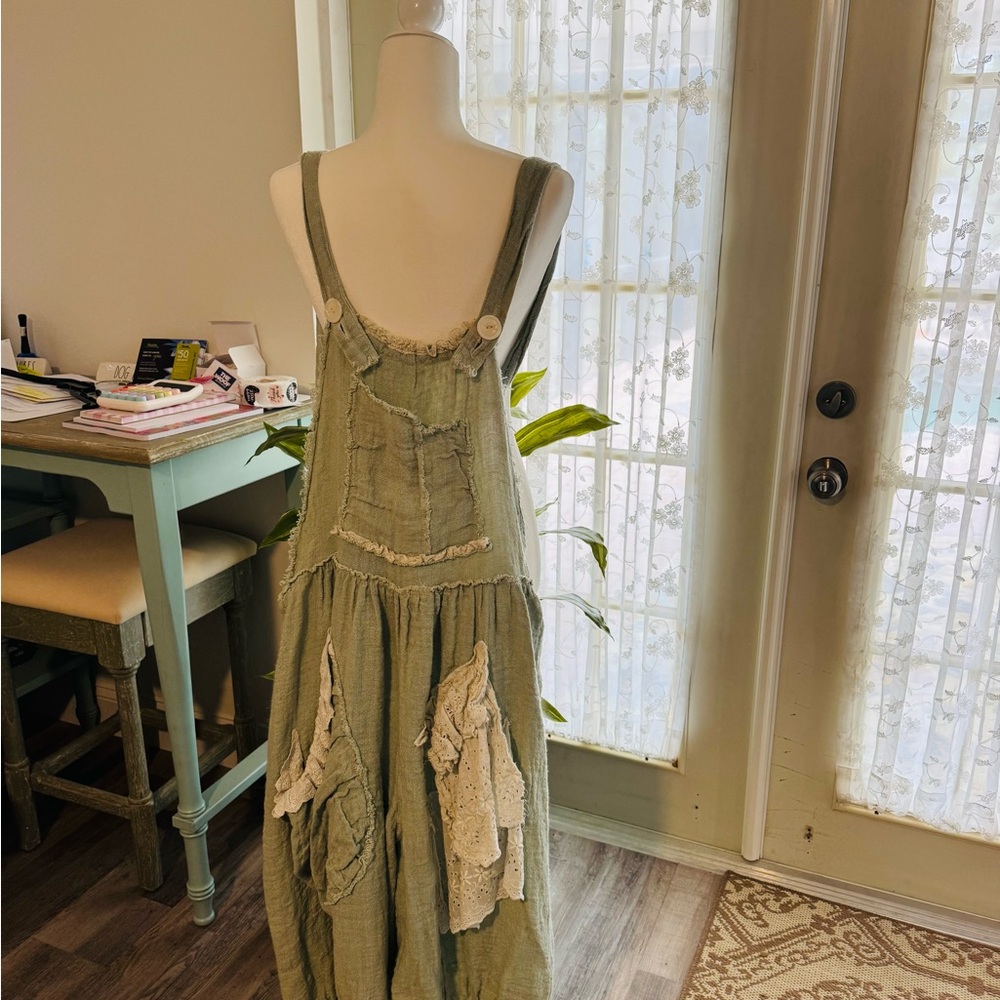 💕 Magnolia Pearl RARE Vintage Farmhouse Overalls-Love Collection